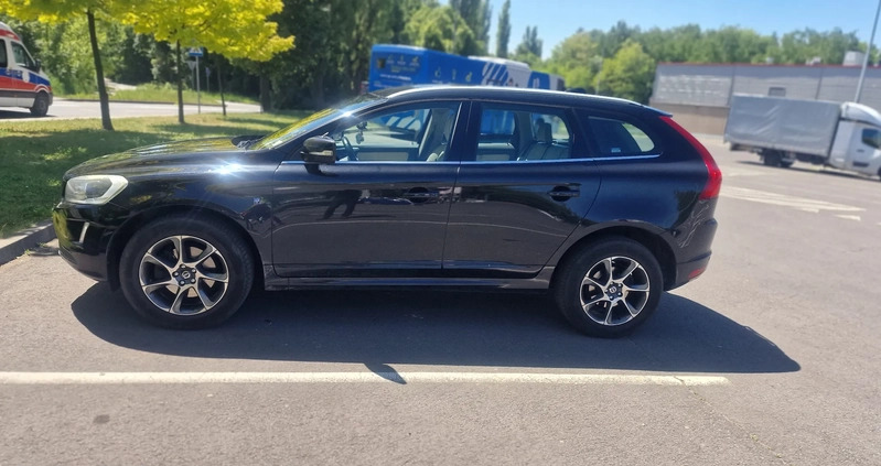 Volvo XC 60 cena 60000 przebieg: 305000, rok produkcji 2016 z Katowice małe 106